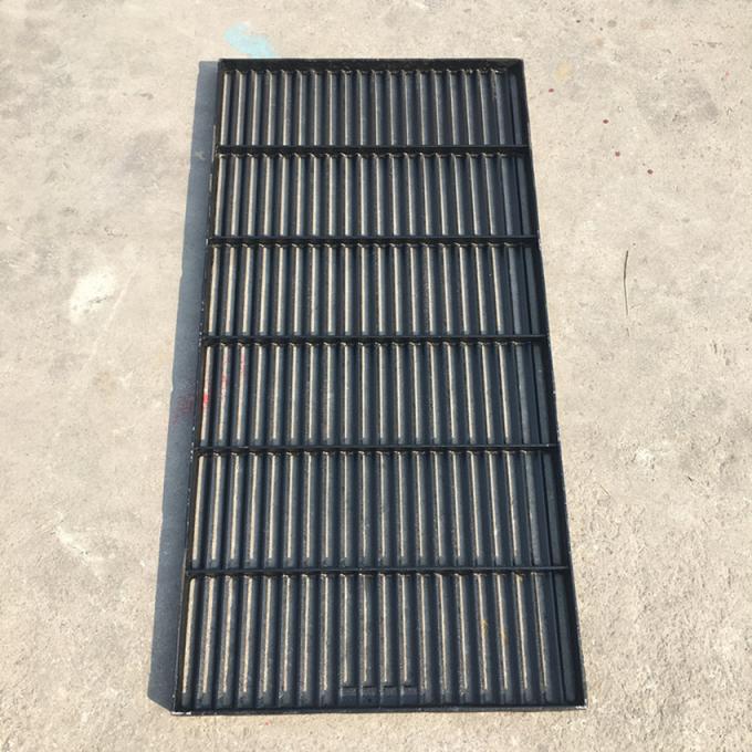 Durable 600*600mm Cast Iron Slat Floor Farrowing Crate For Sow For Animal Husbandry Equipment 8